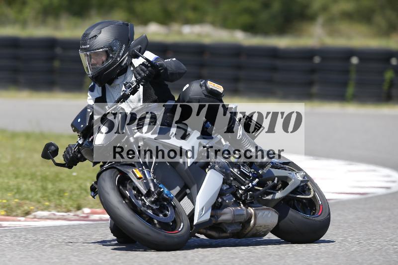 /Archiv-2025/48 25.08.2025 Cornu Master School ADR/blau-bleu/100